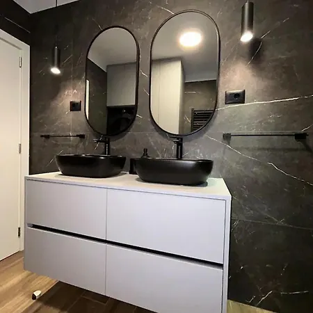 Aria Apartment