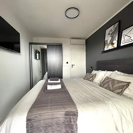 Aria Apartment *